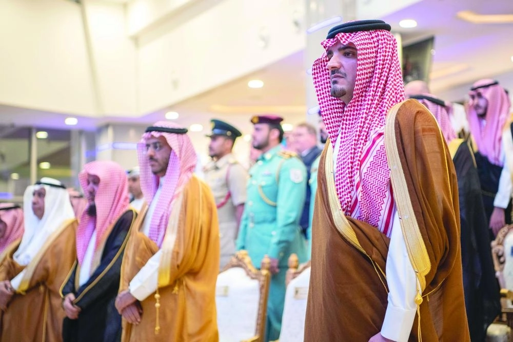 






عبدالعزيز بن سعود خلال الحفل