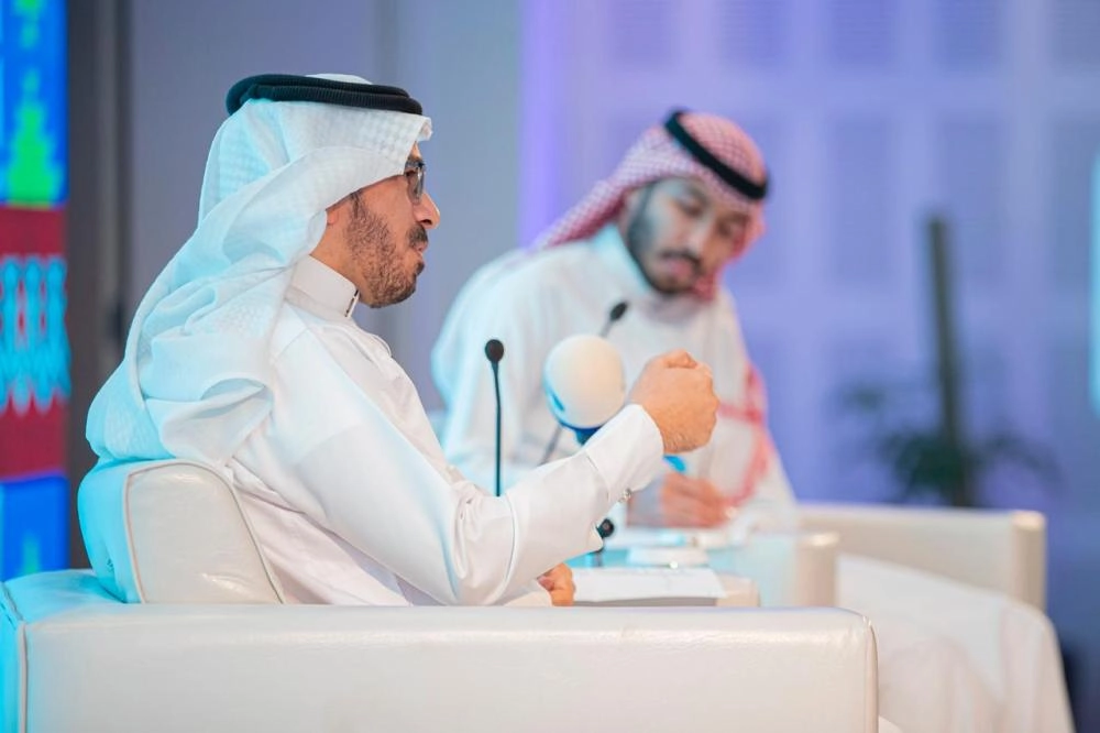 الوشمي: اللهجة العامية ليست خطرا على اللغة العربية