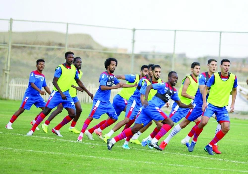 



جانب من تدريبات أبها                               (إعلامي أبها)