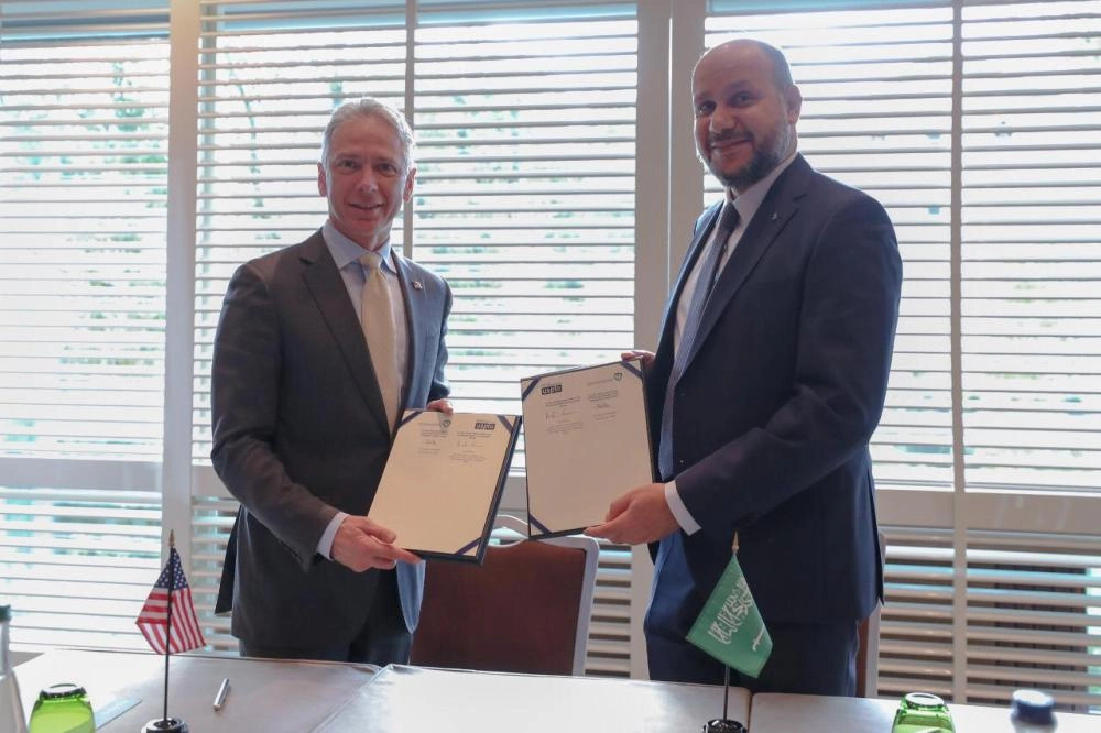 الملكية الفكرية توقع اتفاقية للمسار السريع مع مكتب الولايات المتحدة للبراءات والعلامات التجارية