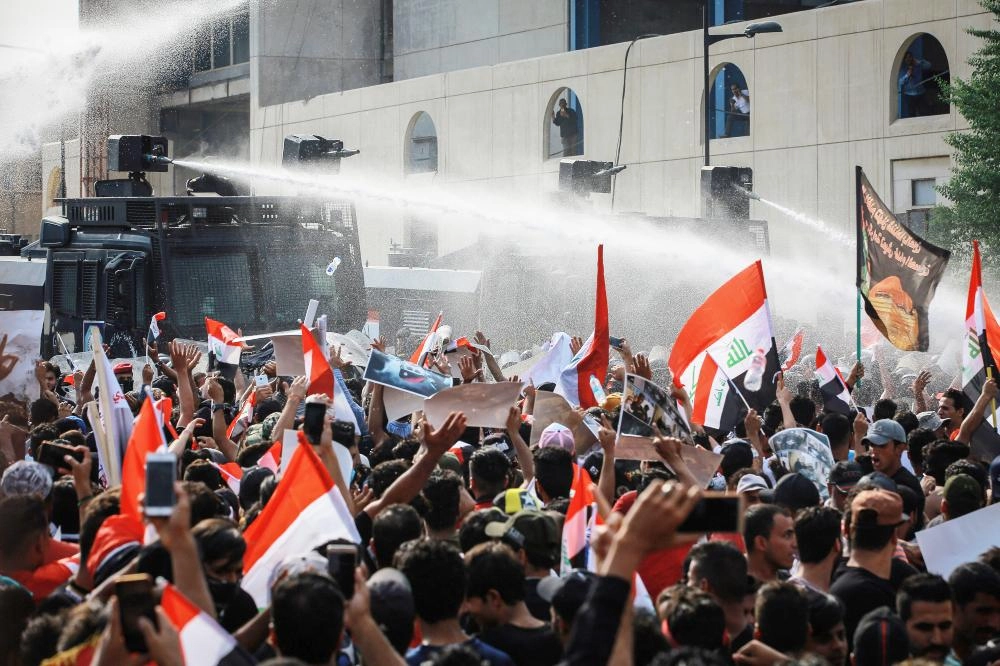 






المظاهرات التي اجتاحت العراق