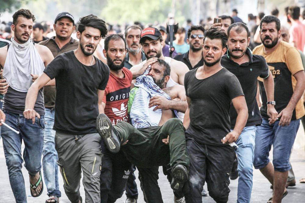 






مصاب عراقي خلال الاحتجاجات