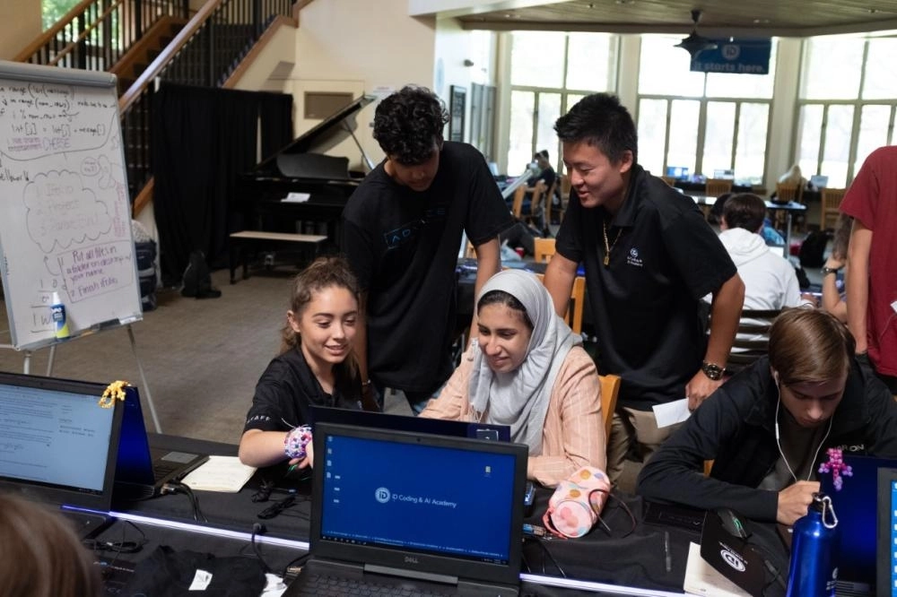 






 عدد من الطلبة                                                               (مكة)