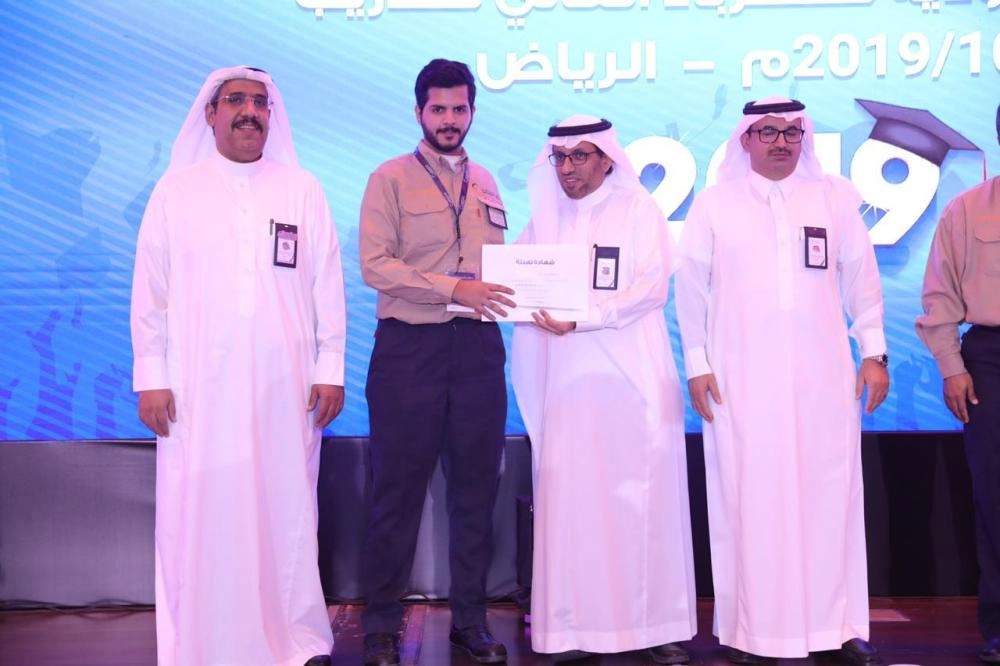 "السعودية للكهرباء" تحتفل بتخريج دفعة جديدة من متدربي المعهد العالي للكهرباء بالرياض