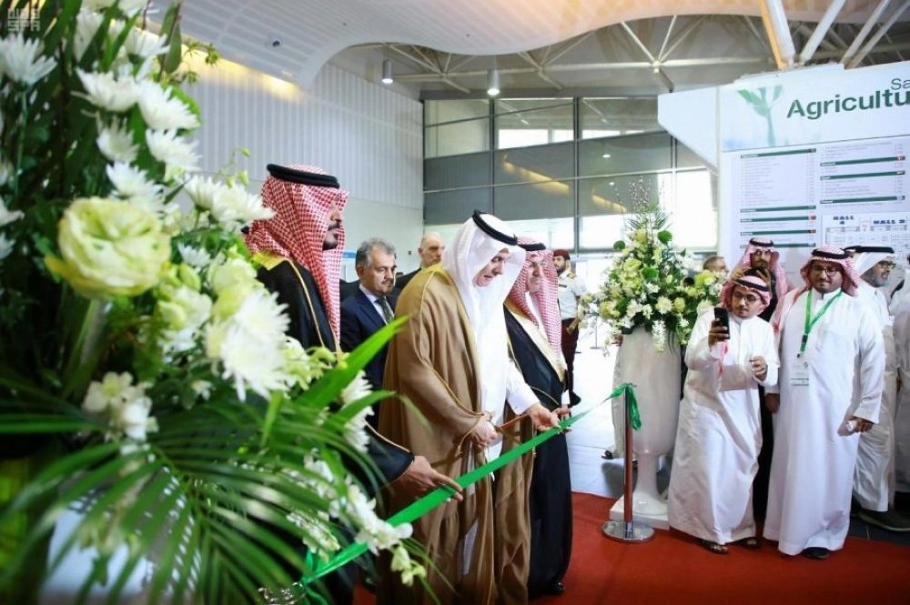 الفضلي يفتتح "المعرض الزراعي السعودي 2019" بمشاركة 34 دولة ويدشن منصة " مرشدك الزراعي" (واس)