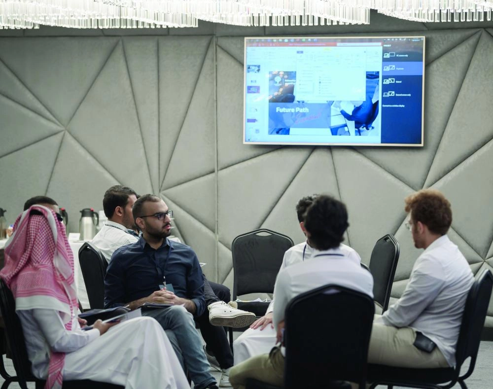 تفاعل الطلاب مع ورش العمل (مكة)