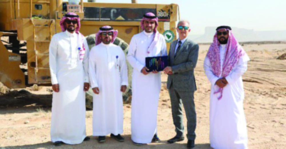 






بعد توقيع العقد                          (القدية)