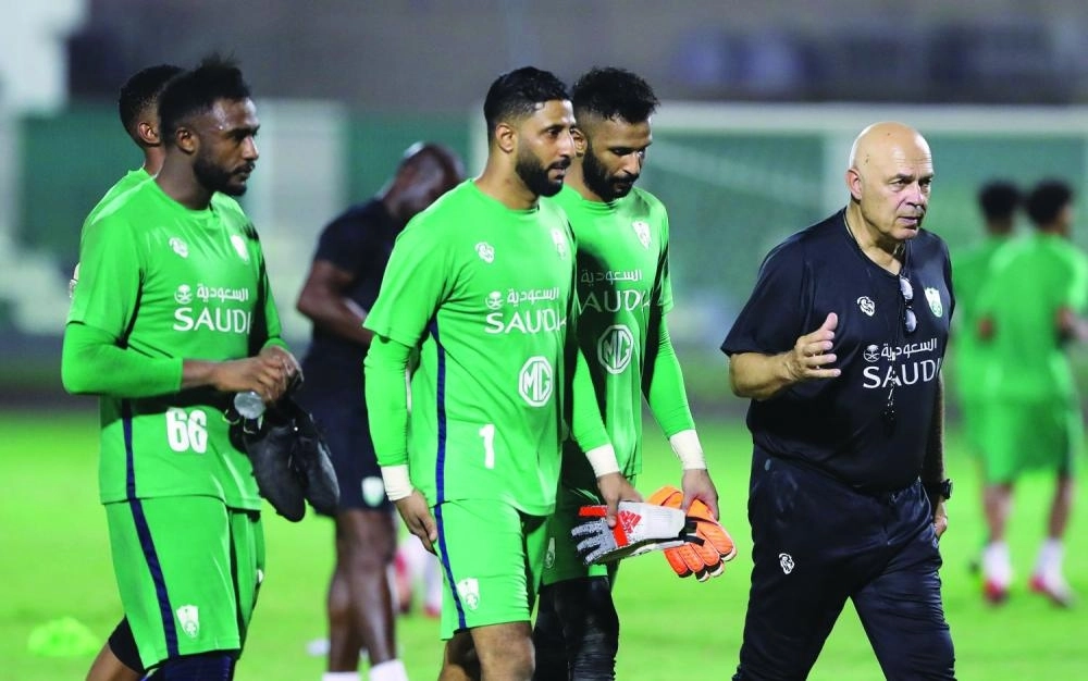 جروس يقود تدريبات الأهلي (اعلامي الأهلي)