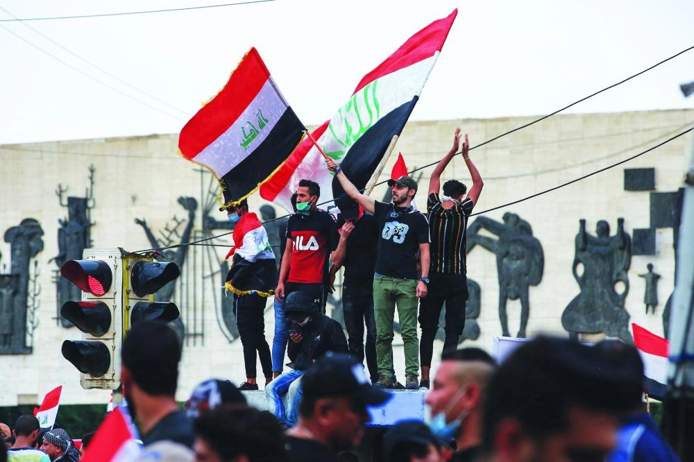 جانب من مظاهرات العراق (د ب أ)