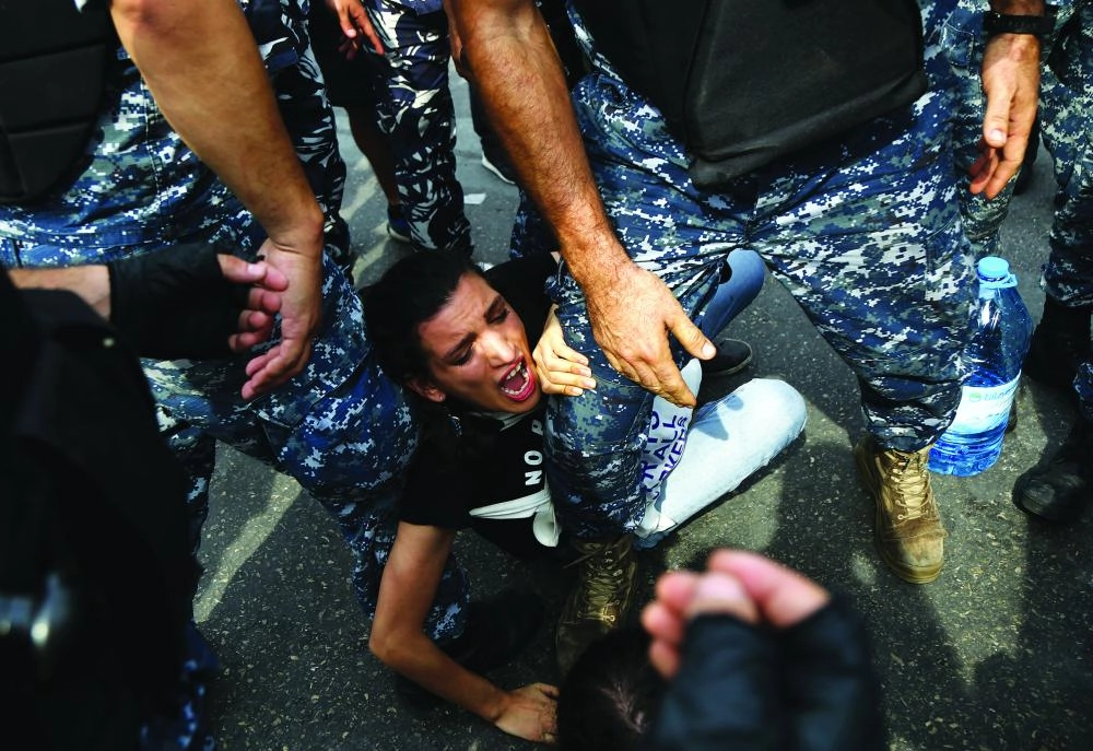 إصابات في صفوف المتظاهرين (د ب أ)