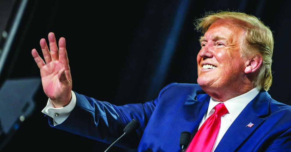 






ترمب يعد برفع العقوبات على تركيا في حال خرجت من سوريا    (د ب أ)