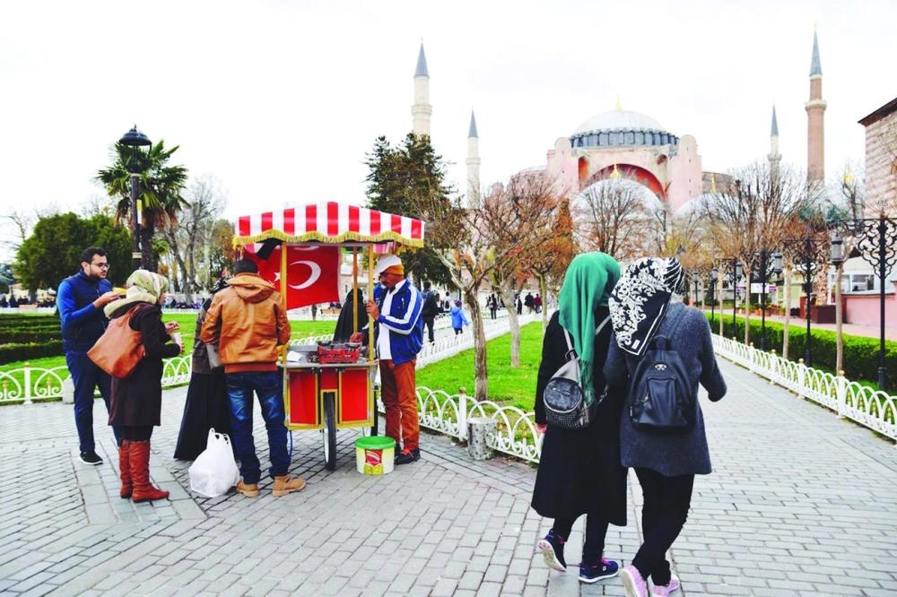 إيرانيون يعيشون في تركيا                    (مكة)