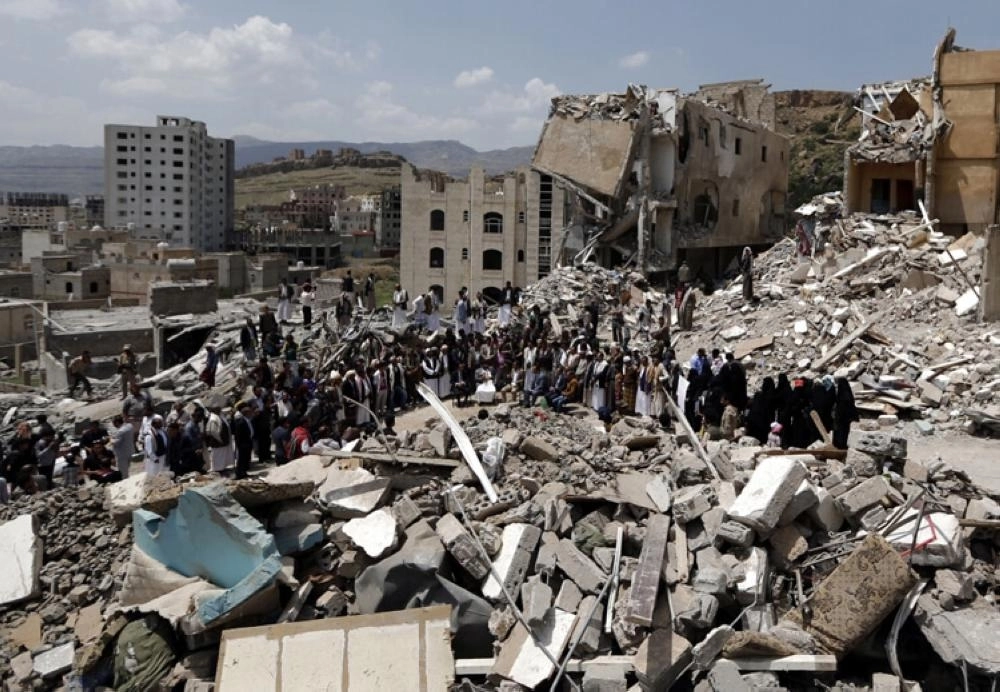 






دمار كبير في اليمن سببه الحوثيون                                  (مكة)