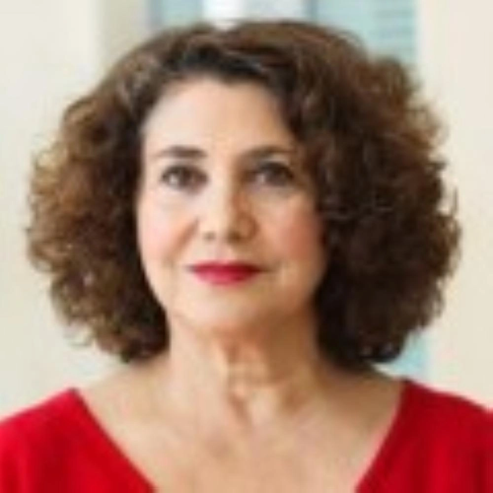 الكاتبة الين كامارك (مكة)