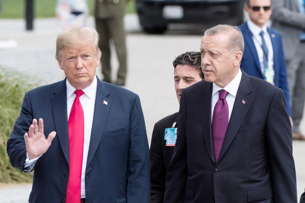 






ترمب لدى استقبال إردوغان في واشنطن                                                          (د ب أ)