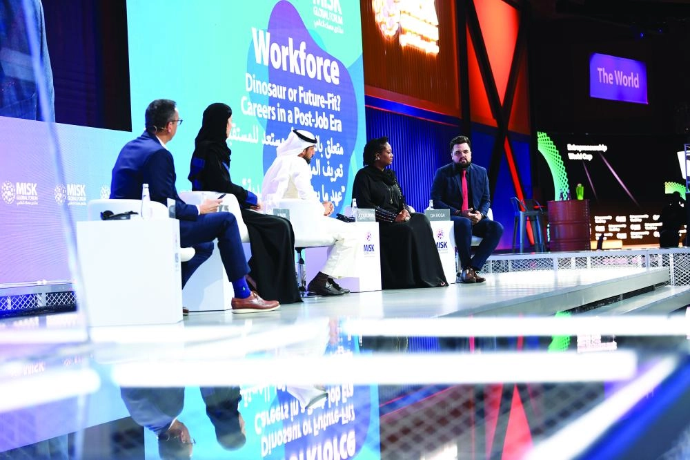 البدر خلال مشاركته في الجلسة (مسك)