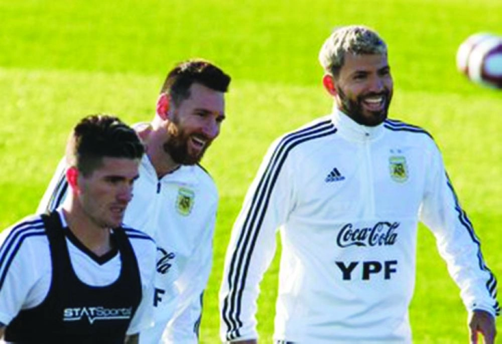 






ميسي في تدريبات الأرجنتين