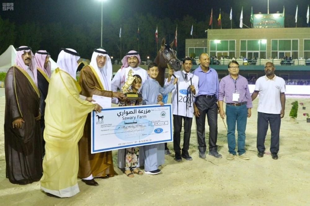  الفيصل يتوج الفائزين بالمراكز الأولى في بطولة منطقة مكة المكرمة العاشرة لجمال الجواد العربي (واس )
