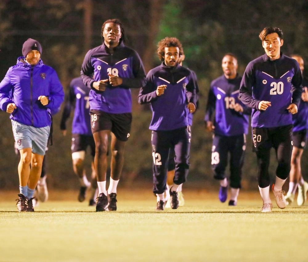 






التدريب الأول للهلال في طوكيو أمس                          (إعلامي الهلال)