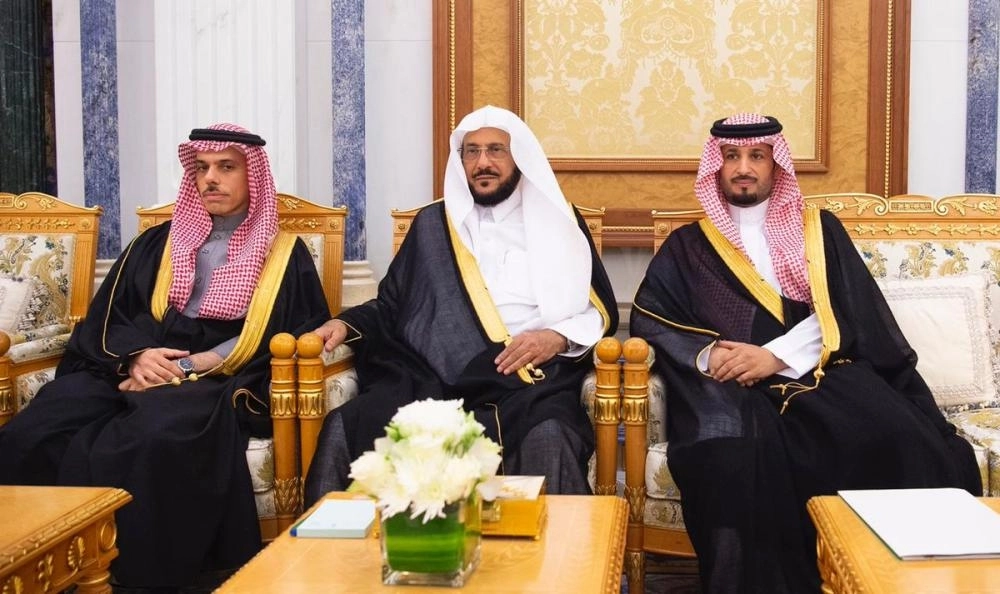 الملك سلمان والاستقبال