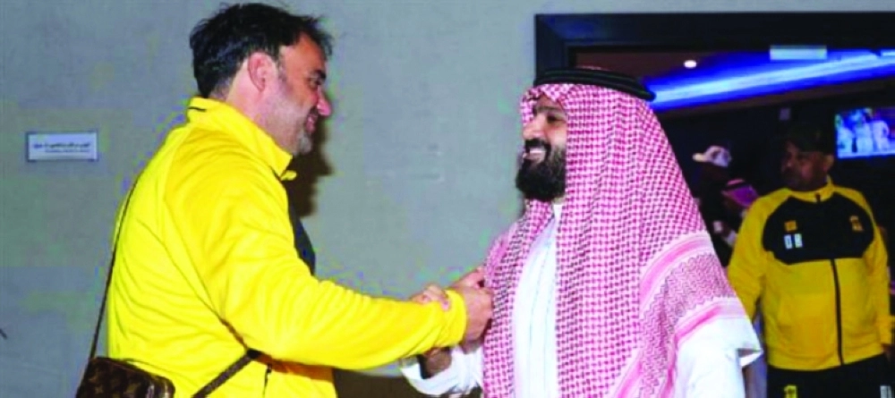 






الحائلي يودع سييرا                              (مكة)