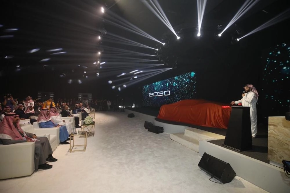 تركي آل الشيخ يكشف الستار عن سيارة المستقبل الوحيدة في العالم