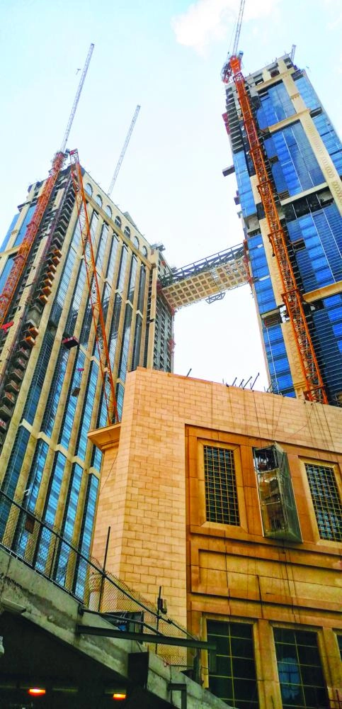 من الأعمال الإنشائية (مكة)  