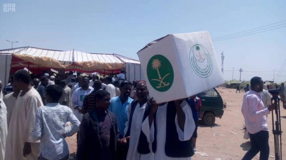 سلال غذاائية سعودية في الخرطوم (واس)