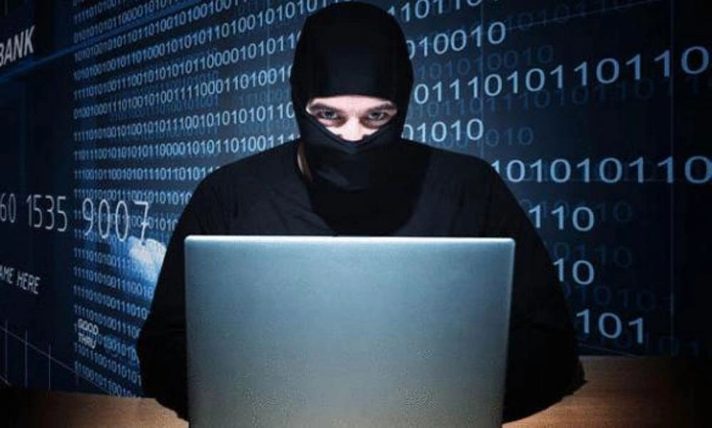 






هاكرز يحاول الضرر بالآخرين                                                         (مكة)