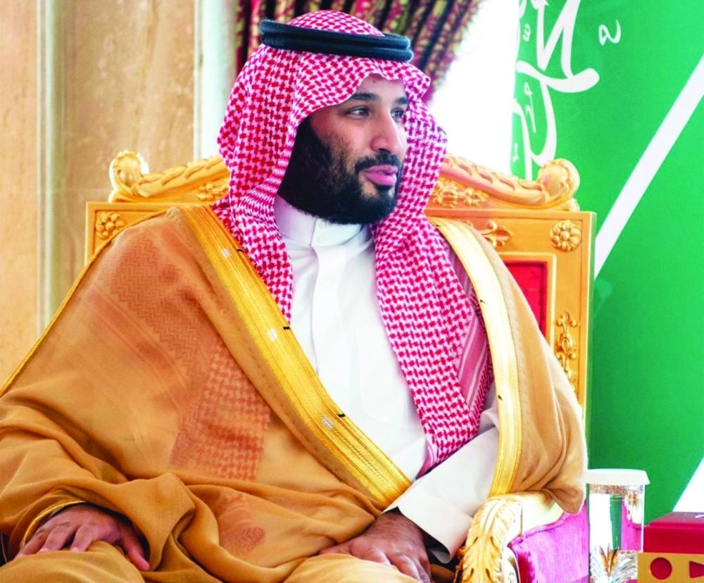 ولي العهد لدى لقائه نائب رئيس الإمارات بقصر زعبيل في دبي أمس (واس)