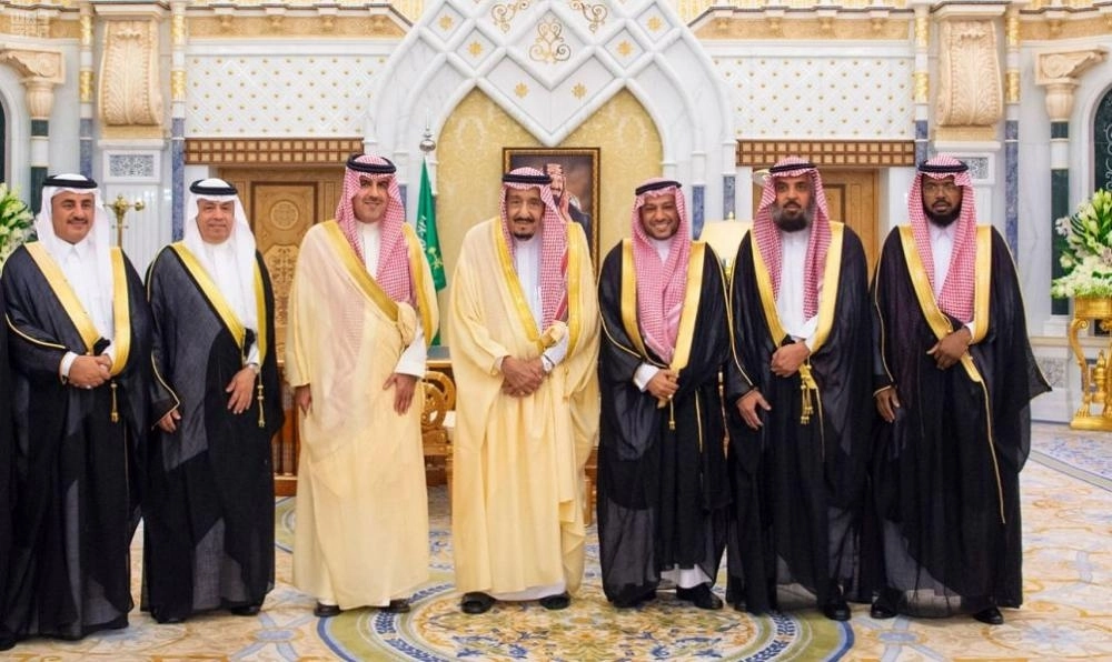 خادم الحرمين الشريفين يتسلم التقرير السنوي للديوان العام للمحاسبة الـ59