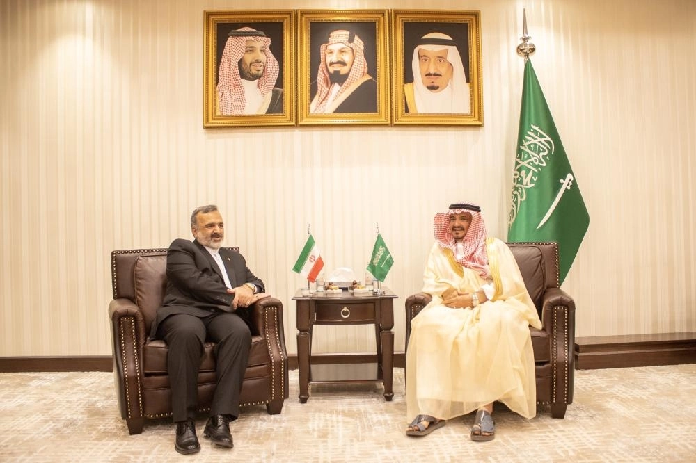 لبحث ترتيبات موسم حج 1441هـ
وزير الحج والعمرة يستقبل رئيس منظمة الحج والزيارة الإيراني