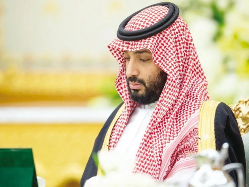 ولي العهد خلال اطلاعه على الميزانية (واس)