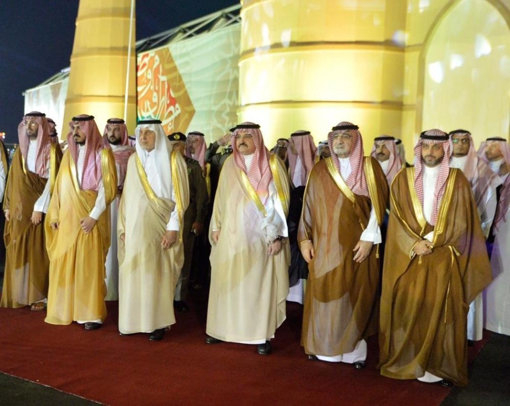 الأمير خالد الفيصل يفتتح معرض جدة الدولي الخامس للكتاب