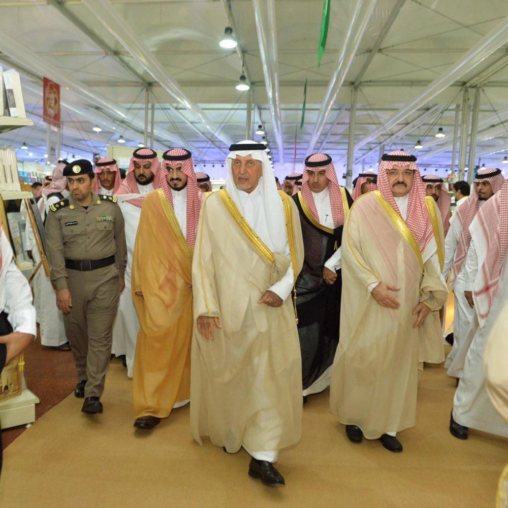 الأمير خالد الفيصل يفتتح معرض جدة الدولي الخامس للكتاب
