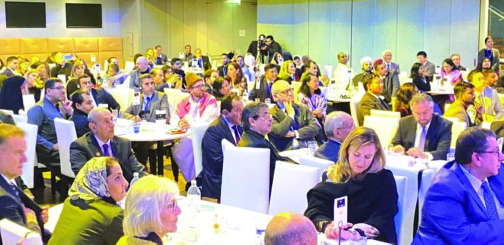 من  اللقاء الدولي الذي نظمه مركز الملك عبدالله بالنمسا (مكة)