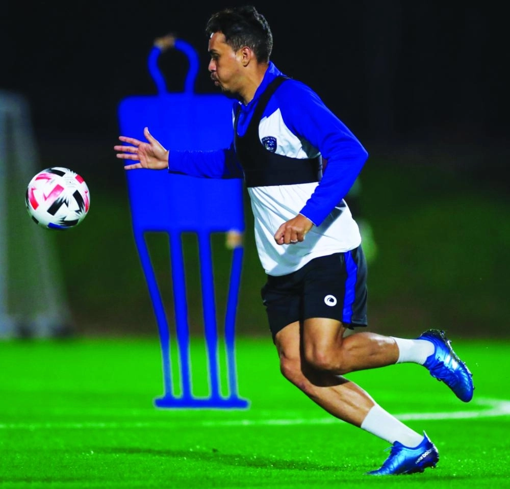 






كارلوس إدواردو أحد أوراق الهلال الرابحة