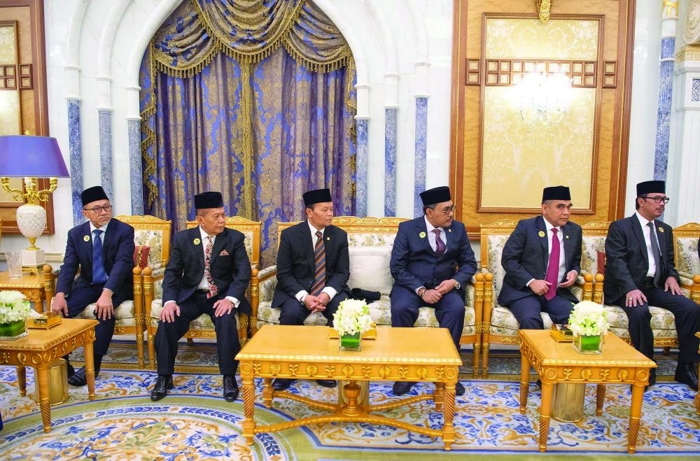 نواب وأعضاء المجلس الإندونيسي خلال الاستقبال  (واس)