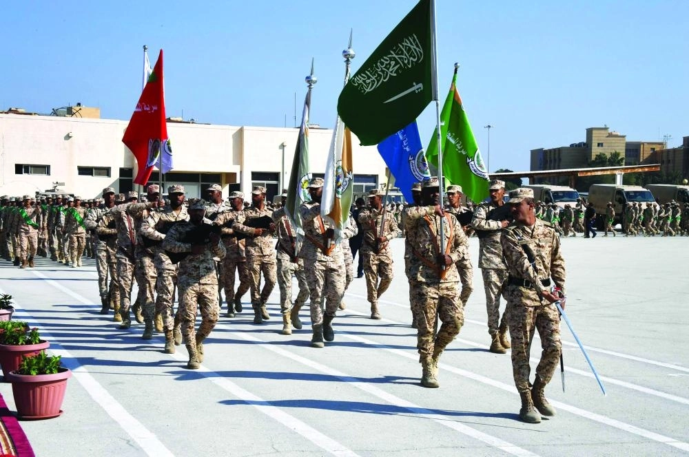 جانب من العرض العسكري للخريجين                                                        (مكة)