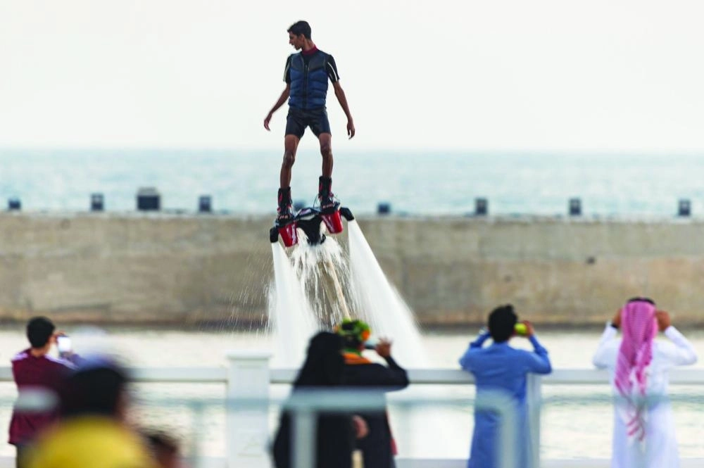 من الاحتفال بالتدشين                     (مكة)