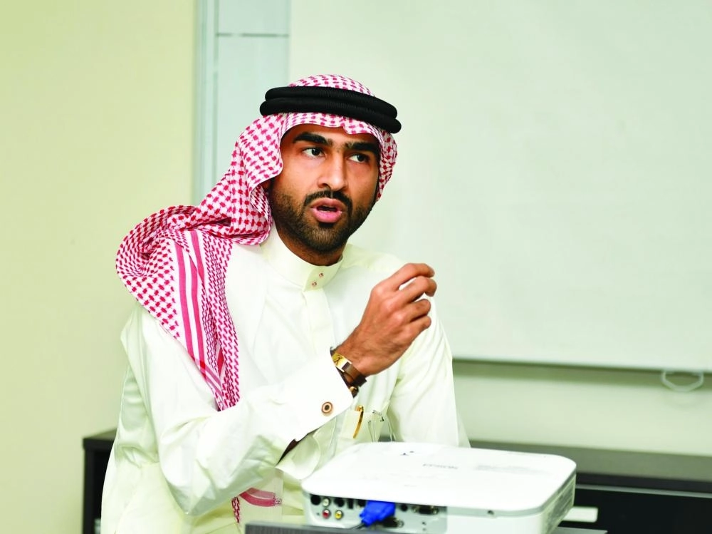 






أحمد الصائغ