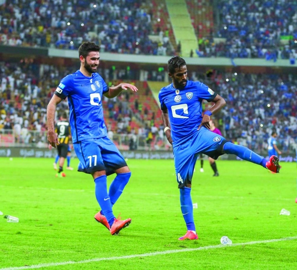 



مباراة سابقة للهلال شهدت رمي قوارير من جمهور الاتحاد                                  (ياسر بخش)