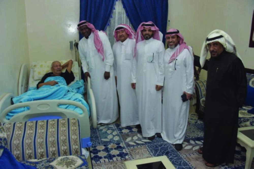 






الرياضيون كانوا قريبين منه قبل رحيله