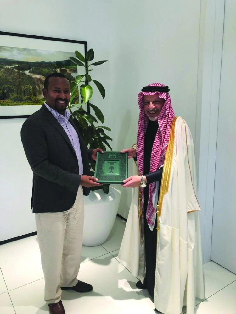 






 آبي أحمد لدى استقباله أحمد قطان                    (واس) 