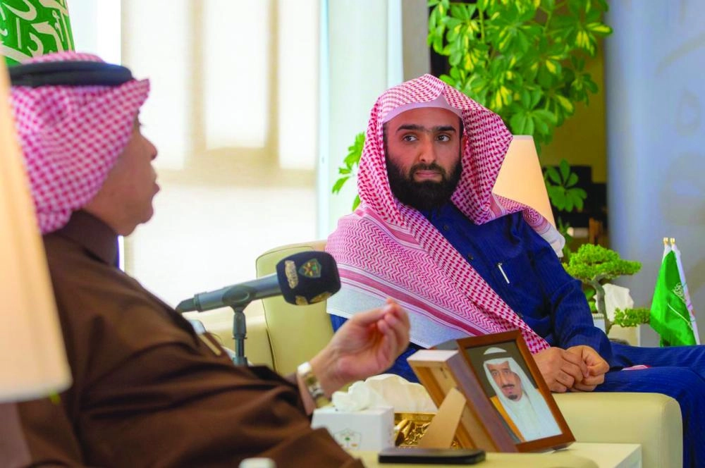 






اليوسف والقصبي خلال اللقاء