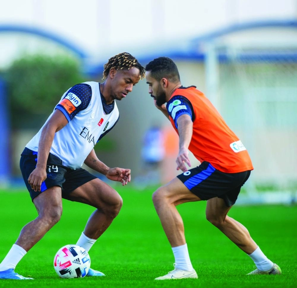 



مناورة الهلال قبل السفر