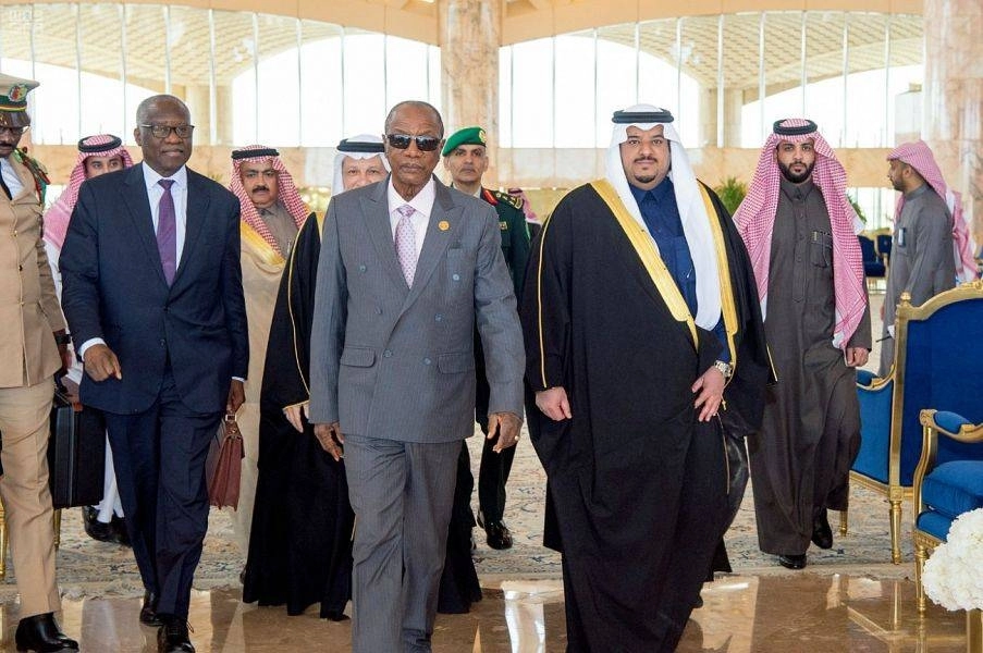 رئيس جمهورية غينيا يصل إلى الرياض