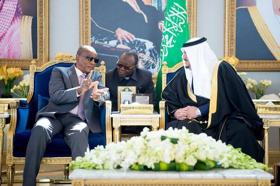 رئيس جمهورية غينيا يصل إلى الرياض
