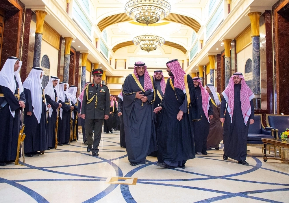 ولي العهد ورئيس وزراء الكويت خلال اللقاء