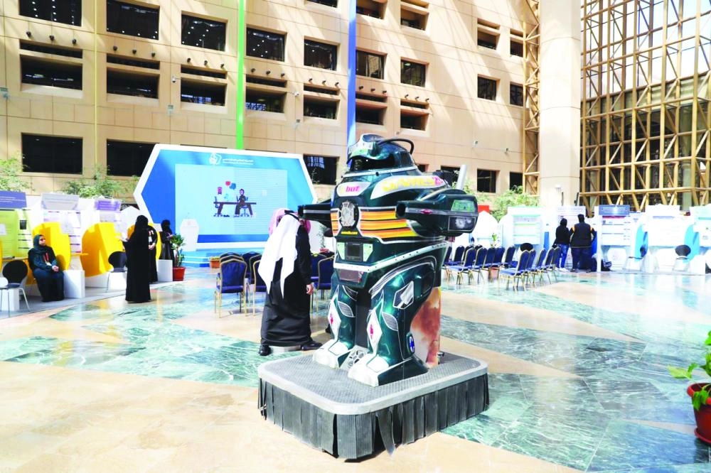 






تركيب لوحات مشروعات المشاركين                         (مكة)